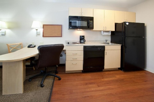 Candlewood Suites Sheridan image 20
