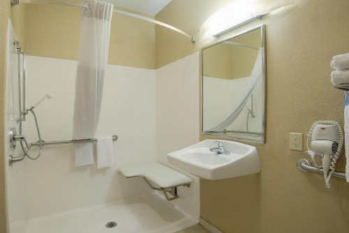 Candlewood Suites Sheridan image 29
