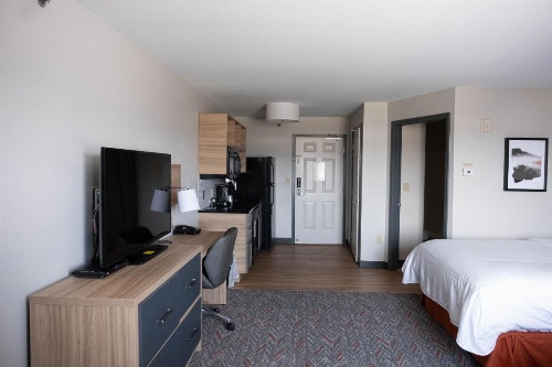 Candlewood Suites Sheridan image 37